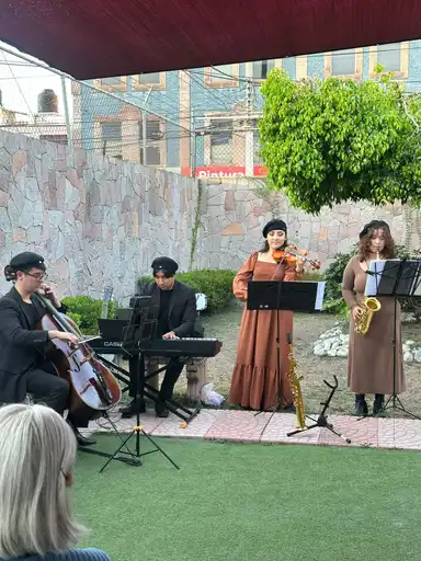 Imagen del album "La Música es para todos"